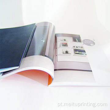 Impressão de revistas em cores